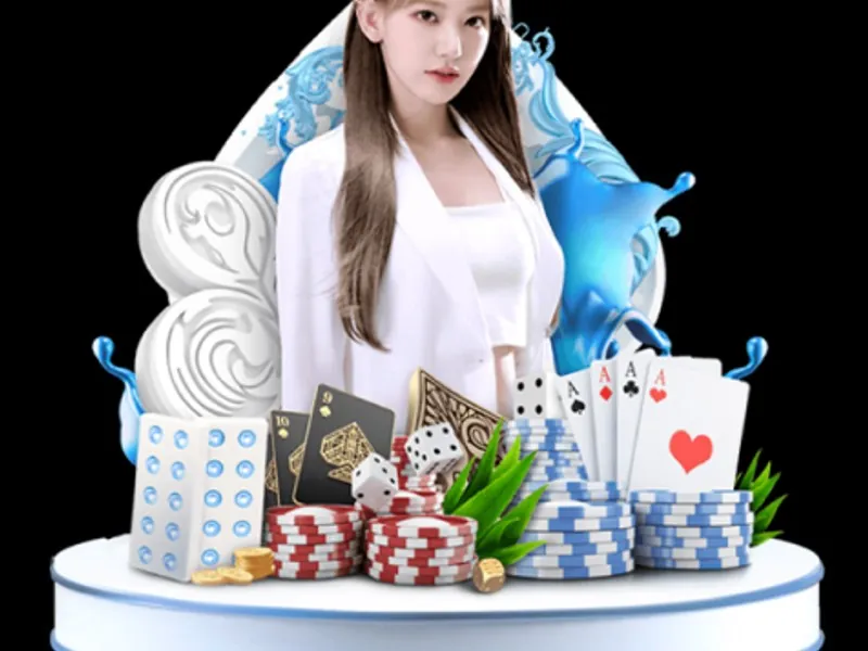 Các quân bài Poker được sắp xếp để minh họa bài khởi đầu mạnh